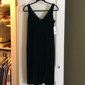 New with tags velvet emerald green cocktail dress